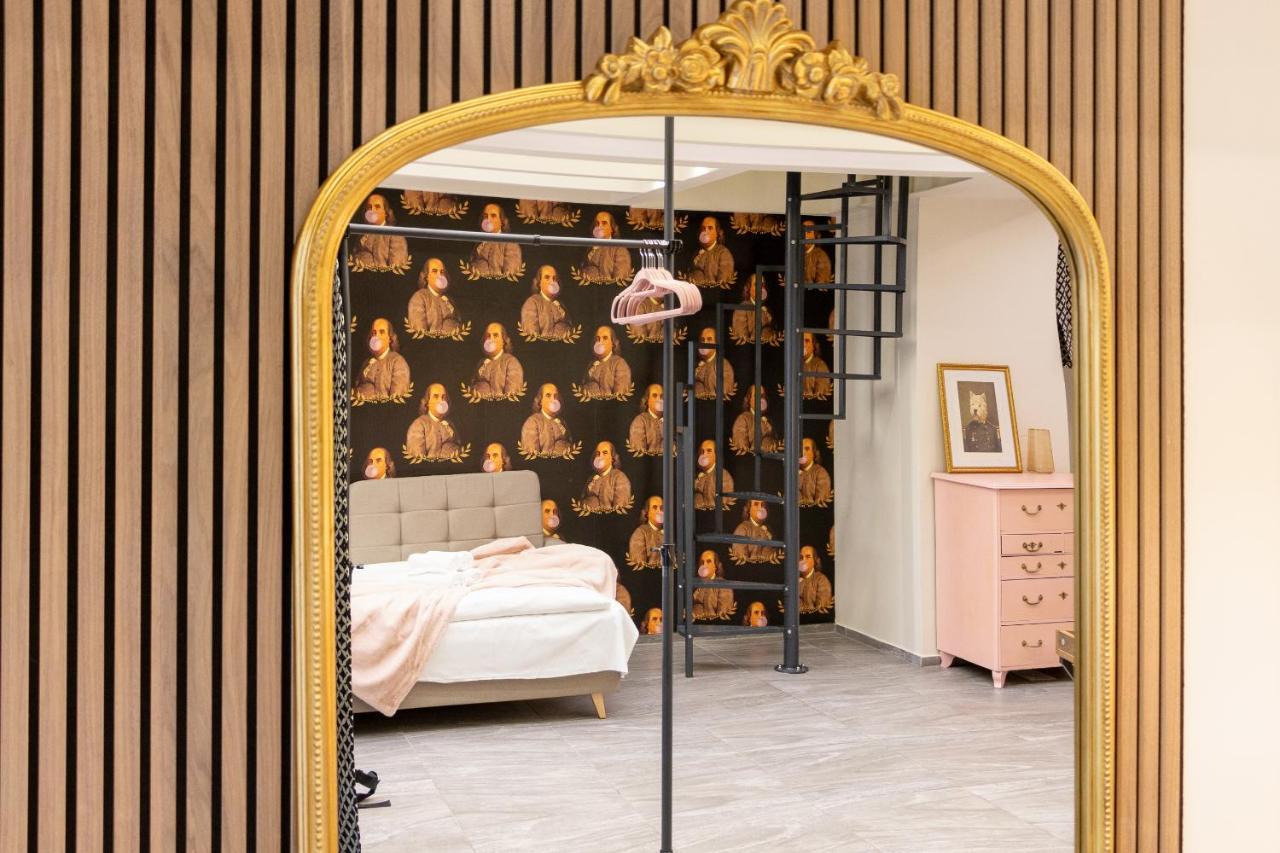Zentral - Netflix - 2 Stoecke - Arbeitsplatz Apartment Виена Екстериор снимка