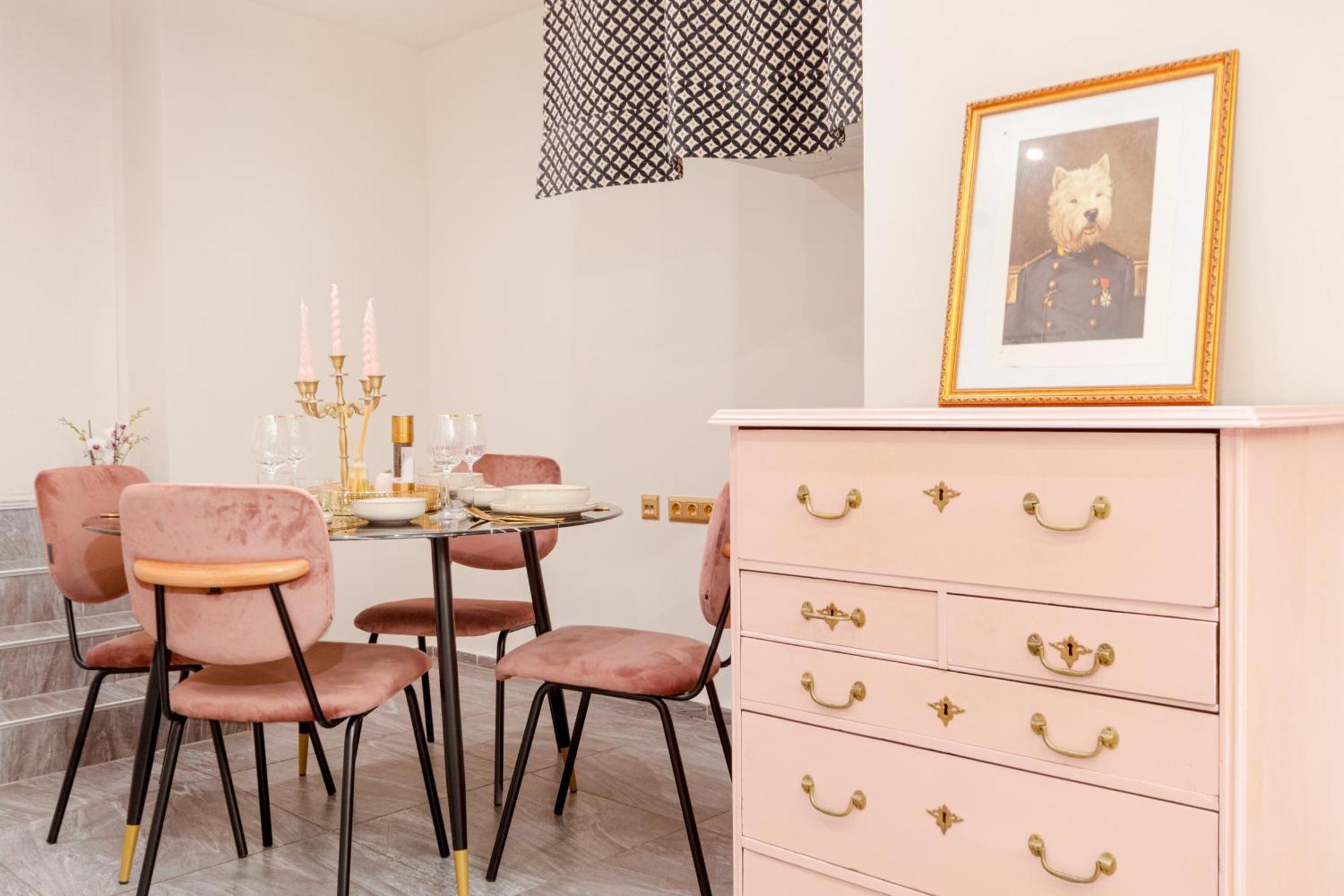 Zentral - Netflix - 2 Stoecke - Arbeitsplatz Apartment Виена Екстериор снимка